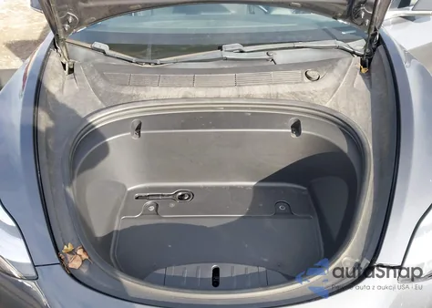 2020 Tesla Model 3 Performance Dual Motor All-Wheel Drive z USA, uszkodzony, nr VIN 5YJ3E1EC3LF623674